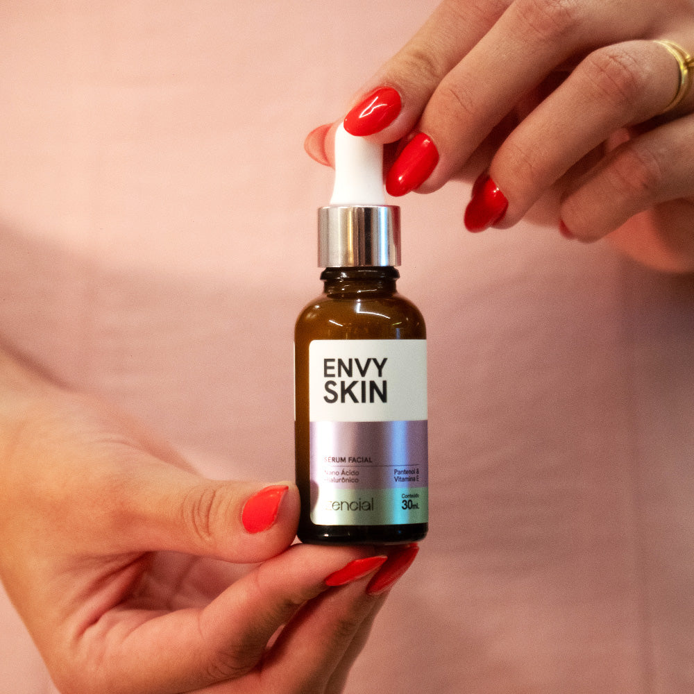 Sérum Facial Nano Ácido Hialurônico Envy Skin.